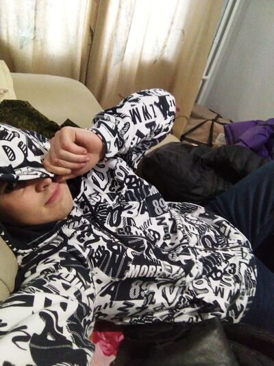  ,   Vova, 23 ,   c 