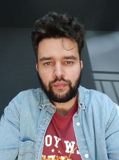  ,   Alex, 25 ,   ,   