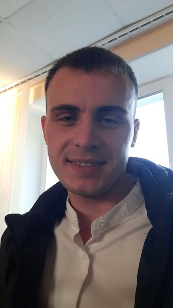  ,   Maxim, 27 ,   ,   