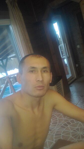  ,   Talantbek, 40 ,   