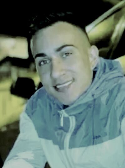  ,   Tarik, 25 ,   ,   