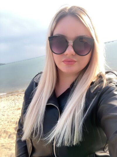  ,   Anna, 33 ,   ,   , c 