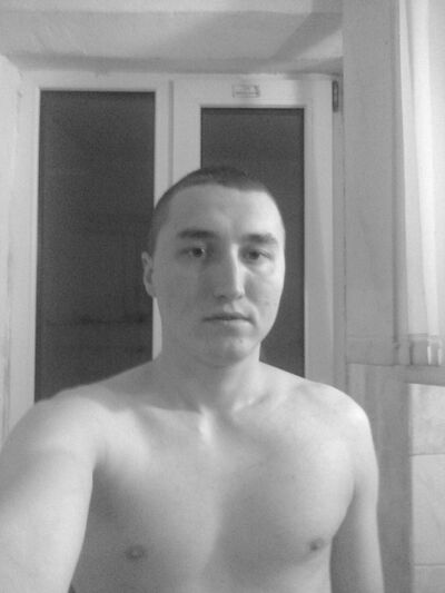  ,   Macho, 32 ,   ,   , c , 
