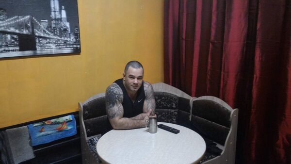  ,   Alexandr, 42 ,   ,   , c 