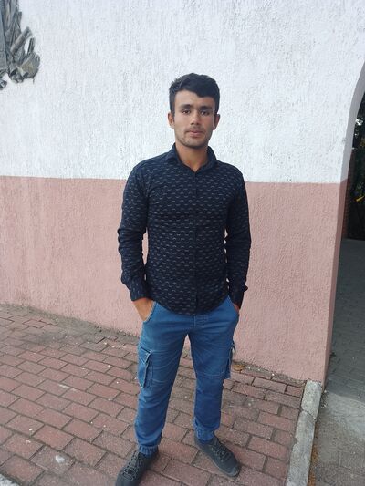  ,   Komron, 25 ,   ,   
