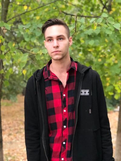  ,   Anton, 25 ,   ,   