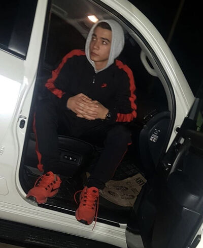  ,   Nurik, 22 ,   ,   