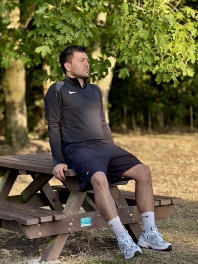  ,   Yusuf, 25 ,   ,   , c , 