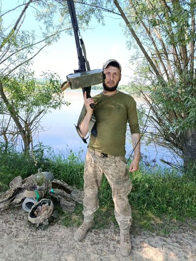  ,   Mykola, 29 ,   ,   