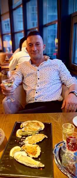  Phuket,   Victor, 35 ,   ,   , c , 