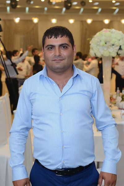  ,   Armen, 38 ,   ,   