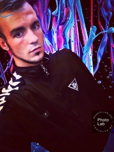  ,   Andrew, 29 ,   