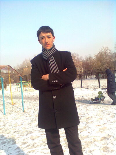  ,   Bek, 32 ,   