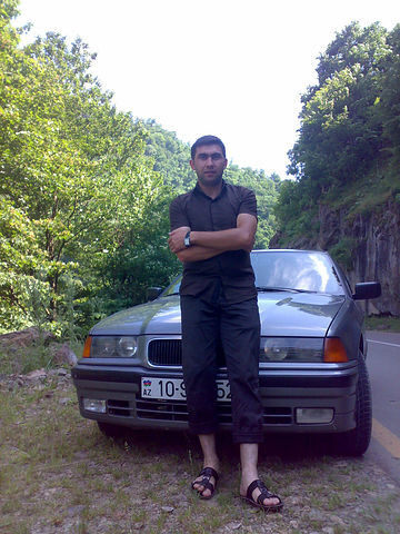  ,   Seymur, 42 ,   