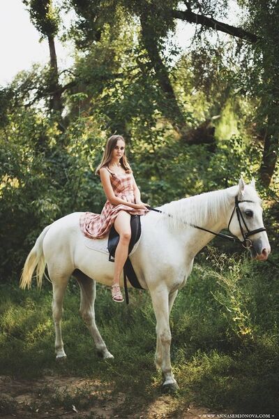  ,   Katherina, 30 ,  