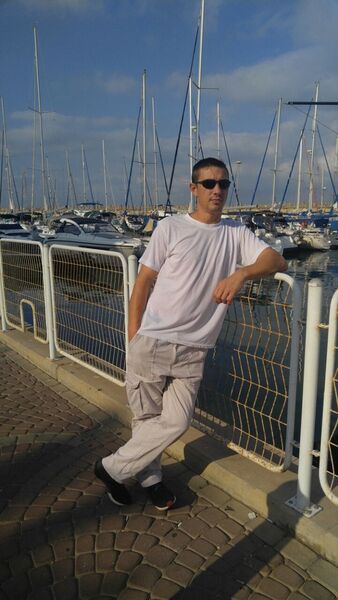  Ravia,   Den, 46 ,   