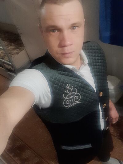  ,   Roman, 33 ,   ,   