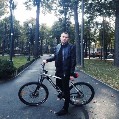  ,   Alex, 32 ,   ,   