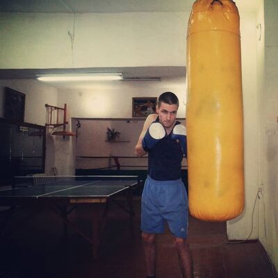  ,   Denis, 27 ,   ,   , c 