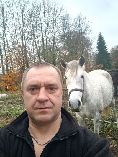  ,   Viktor, 49 ,   ,   , 