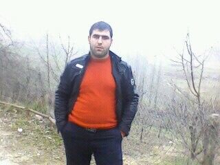  4337372  Rovsan, 45 ,    