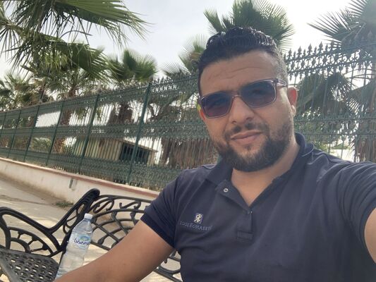  Algiers,   Oussa, 25 ,   ,   