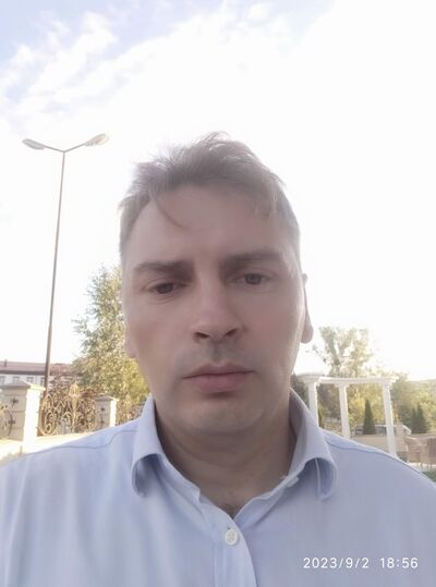  ,   Vadim, 41 ,   ,   