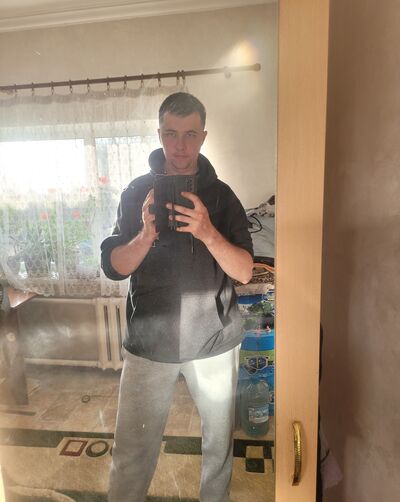  ,   Aleksandr, 30 ,   