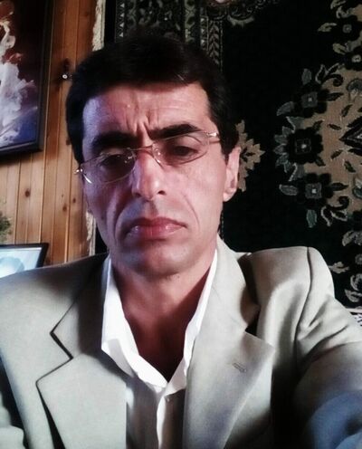  ,   Ruslan, 52 ,   ,   , c 