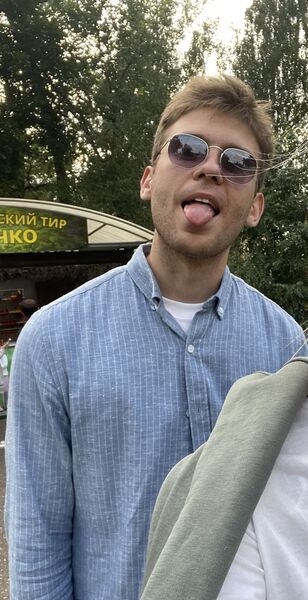  ,   Alex, 28 ,   ,   