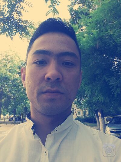  ,   Farrux, 32 ,   