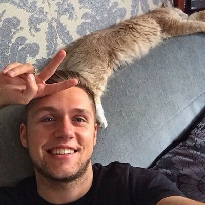  ,   Artem, 37 ,   ,   , c 