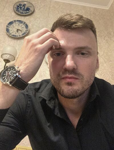  ,   Roman, 32 ,   ,   