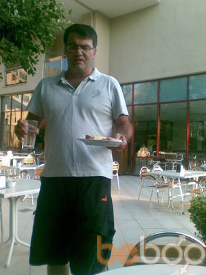  ,   Gio, 52 ,   