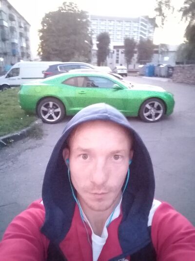  ,   Aleks BANDT, 34 ,   ,   , c 
