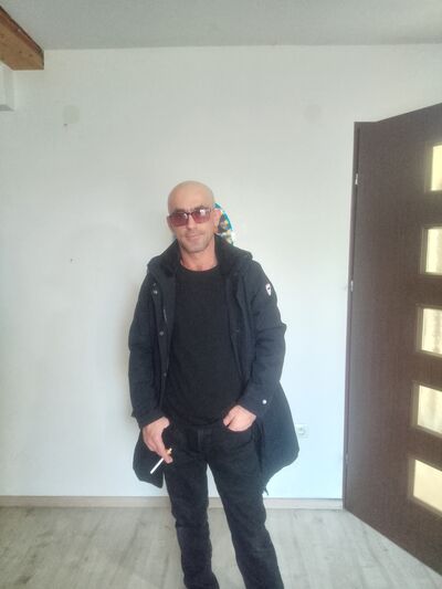  -,   Rezi, 35 ,   ,   
