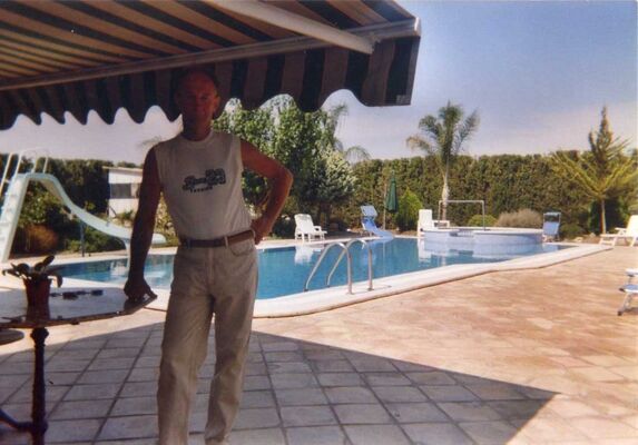  ,   Serg, 66 ,  