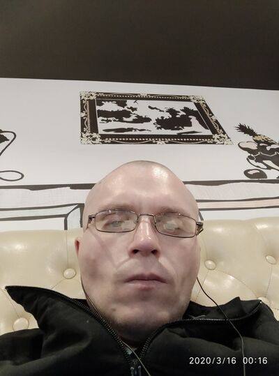 ,   Hip, 30 ,   
