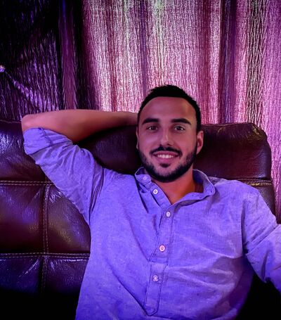  ,   Victor, 35 ,   ,   