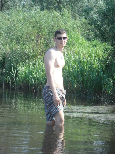  ,   Oleg, 28 ,   