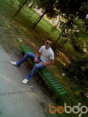  ,   Vanya, 32 ,  