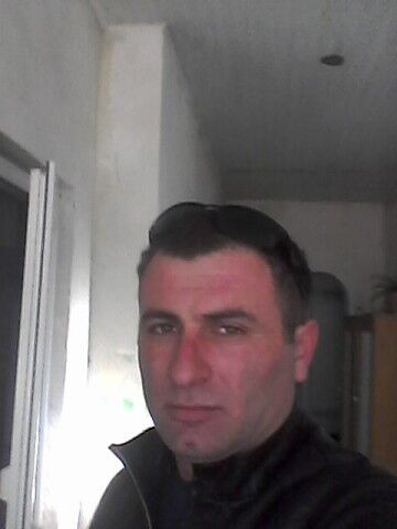  ,   Beso, 40 ,  