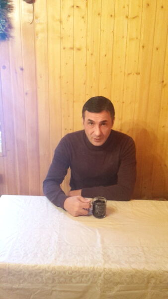  ,   Artur, 52 ,   ,   , c 