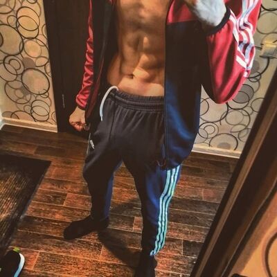  ,   Nik, 27 ,   