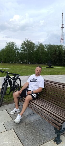  ,   Yury, 39 ,   ,   