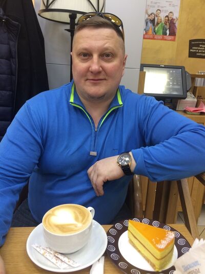  -,   Aleksander, 52 ,   