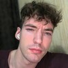  ,  Nik, 24