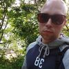  ,  Kolya, 25