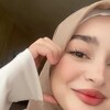  ,  Arina, 19