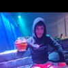  ,  Beka, 32